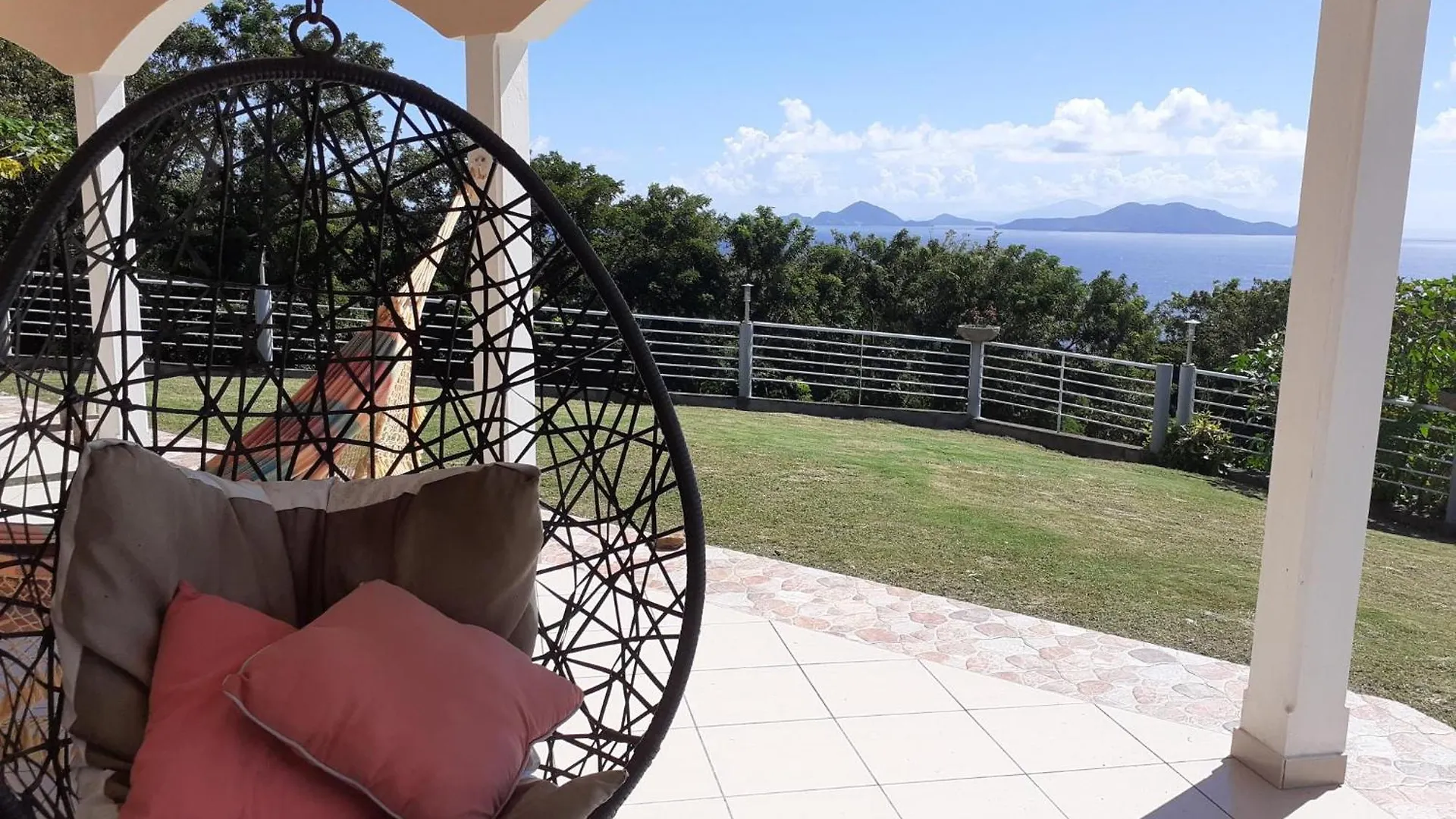 Vila La Mano-Rade Vieux-Fort